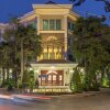 Отель Angkor Holiday Hotel в Сиемреапе