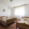 Отель Nice Apartment With Private Roofed Terrace, Near the Sea and National Park, фото 2