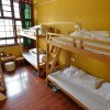 Отель Lijiang Ancient Town International Youth Hostel, фото 2