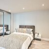 Отель Seven Living Residences Bracknell - Luxurious Chic Apartments - Free Parking, фото 3