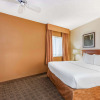 Отель La Quinta Inn & Suites by Wyndham Orlando South, фото 28