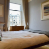 Отель Sunny First Floor Stockbridge Flat, фото 6
