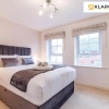 Отель LONG STAYS 20pct OFF - LARGE 4BED-Pool Table & Parking By Klarok Short Lets & Serviced Accommodation, фото 6