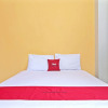 Отель Reddoorz@ Karet Pedurenan 4, фото 6