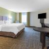 Отель Candlewood Suites Kalamazoo Se, an IHG Hotel, фото 11