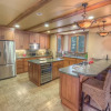 Отель Gardner Mtn Gathering Place by Lake Tahoe Accommodations, фото 13