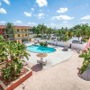 Отель Quality Inn & Suites at Tropicana Field, фото 24