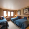Отель Strawberry Park Luxurious Condos Directly On The Slopes Next To Chairlift 2 Bedroom Condo by RedAwni, фото 2