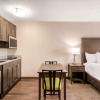 Отель Comfort Inn & Suites Red Deer, фото 28