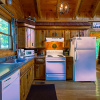 Отель Nestled Inn Secluded Cabin in the Mountains with Hot Tub Fire Pit and SEGA Gaming System, фото 8