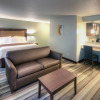 Отель The East Avenue Inn & Suites, фото 4