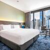 Отель Holiday Inn Express Melbourne Little Collins, фото 5