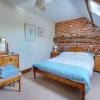 Отель Traditional Holiday Home Near the Coast and Norfolk, фото 11