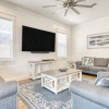Отель Aquamarine by Avantstay 7BR w/ Pool, Hot Tub, Outdoor Dining, BBQ & Near Beach, фото 7