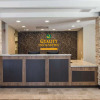 Отель Quality Inn & Suites, фото 2