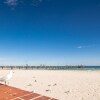 Отель Aqua Waves Glenelg Central Studio Apt, фото 17