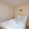 Отель Central 2 Bedroom Apt W Parking Close To Royal Mile, фото 12