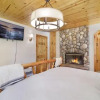 Отель Dreams Of Summit Upscale Log Retreat, фото 9