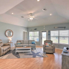Отель Bright Crystal Beach House, Walk to Coast!, фото 11