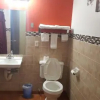 Отель Royal Windsor Inn & Suites, фото 8