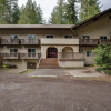 Отель Snowline Lodge - Condo 56 - Sleeps 4 - Close to Mt Baker Now has Wifi, фото 23