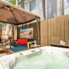 Отель Casita de Catherine by Avantstay 1 Block to Duval St w/ Hot Tub!, фото 19
