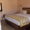 Отель Golden Mile Hotel, Kwekwe, фото 3
