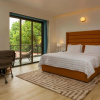 Отель StayVista Ashore 6BHK Infinity Pool Ocean View- Morjim, фото 27