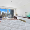 Отель Ocean View Surfers Paradise Studio Suite, фото 9