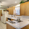 Отель Karin's Cottage - 2br/1ba/walk To Shuttles/wifi/fireplace/fencedyard/barbeque 2 Bedroom Home, фото 7
