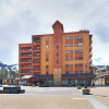 Отель 1 Bedroom Ski in, Ski out Mountain Vacation Rental Located Next to Historic Main Street in Downtown , фото 17