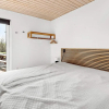 Отель 10 Person Holiday Home in Glesborg, фото 3