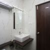 Отель OYO 24707 Comfort Inn by OYO Rooms, фото 14