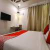 Отель OYO 14282 Hotel Vivana, фото 13