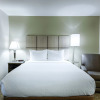Отель Candlewood Suites Lakeville I-35, an IHG Hotel, фото 17