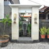 Отель Airy Kuta Bakung Sari Gang Biduri 6 Bali, фото 1