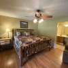 Отель Creek View Cabin - 3 Br Cabin, фото 14