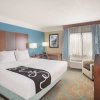 Отель La Quinta Inn & Suites by Wyndham Elizabethtown, фото 21