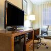 Отель Comfort Inn & Suites Airport Convention Center, фото 5