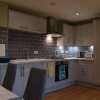 Отель 2 Bedroom Newly Refurbished Flat In The Heart Of Bow, фото 3