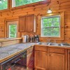 Отель Cozy Boone Cabin w/ Deck: Close to Downtown!, фото 8