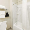 Отель Surestay Studio By Best Western Conroe Downtown, фото 8