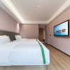 Отель GreenTree Inn (Chongqing Yubei Huangnibang Light Rail Station), фото 32