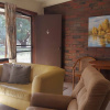 Отель Halls Haven Holiday Units, фото 4