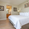 Отель Phoenix East 1111 3 Bedroom Condo, фото 3
