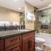 Отель New Listing! Hot Tubs & Pool, Steps To Ski Lifts 2 Bedroom Condo, фото 11