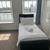 Отель Spacious One Bedroom Flat with River View, 1E, фото 3