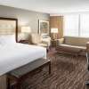 Отель Hilton Kansas City Airport, фото 4