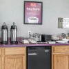 Отель Econo Lodge Seymour, фото 17