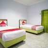 Отель OYO 754 Nur Aziziah Guest House, фото 3